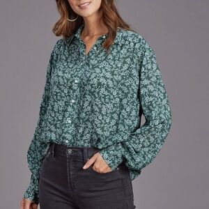 NWT Stetson Lucky Little Floral & Horseshoe Pattern Blouse